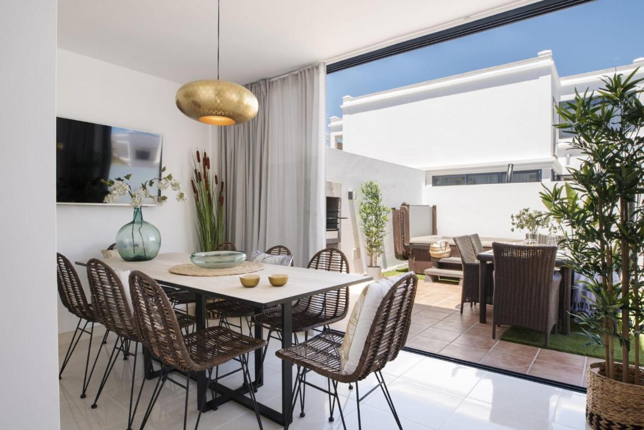 Acacia Villa